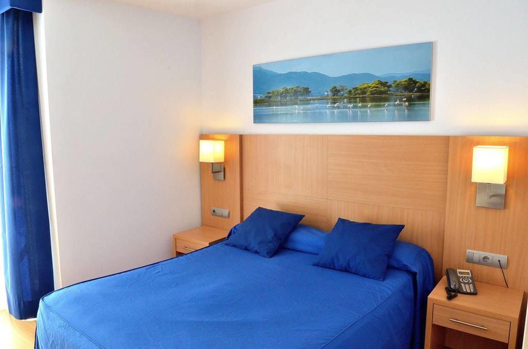 Hotel Del Port Сан-Карлос-де-ла-Рапита Экстерьер фото